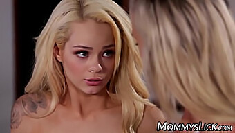 Elsa Jean, O Milf Blondă Uluitoare, Se Răsfăț Într-Un Joc Anal Și Degete