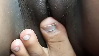 Girl Masturbating With Her Fingers In This Indian Video