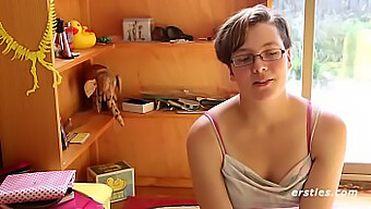 Immie'S Natural Hairy Pussy Gets Some Attention In This Amateur Video