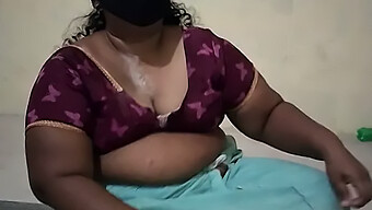 Latina From Coimbatore Gives A Blowjob And Swallows Cum