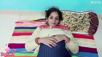 18-Year-Old Indian Teen Reshma Gets Creampied In Cowgirl Position