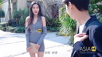 Amateur Asian Teen Gets Anal And Cumshot In 60fps Video