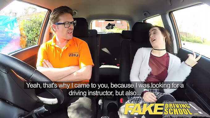 Stretching A New Driver'S Pussy In A Fake Driving School