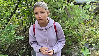 Gina Gerson'S Outdoor Peeing Leads To A Steamy Encounter With A Voyeur