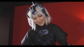 Japonska Transseksualka Cosplay Z Velikimi Pičkami