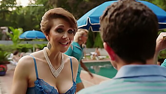 Maggie Gyllenhaal'S Cleavage And Tits Steal The Show In A Steamy Scene