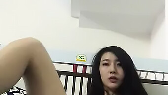 Juulian'S Chinese-Singapore Girl