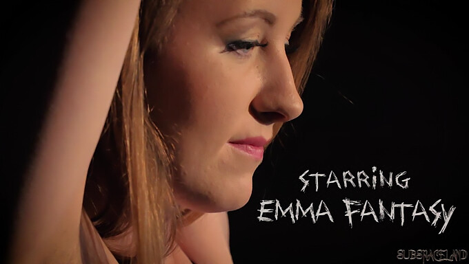 เด็กวัยรุ่น Emma Fantazy สํารวจพันธนาการและความปรารถนา Bdsm