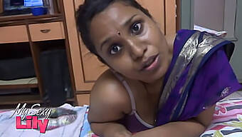 Big Boobs And Big Ass Indian Bhabi Masturbates With Sex Toy