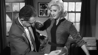 Vintage British Beauty Liz Fraser In Stockings: A Classic Delight