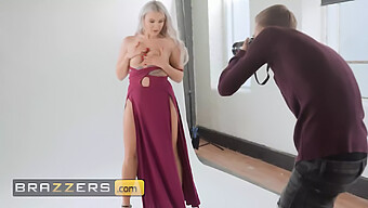 De Naaktfotoshoot Van De Blonde Bom Lana Rose Verandert In Een Wilde Ontmoeting Met Danny D.