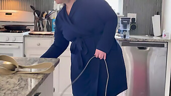 Milf Mom Masturbates In The Kitchen